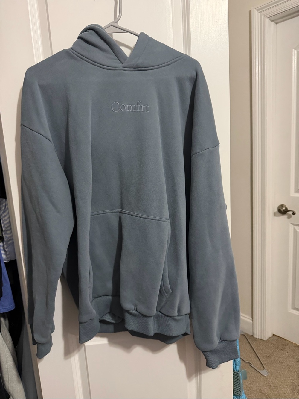 Comfrt Hoodie in Dusty Blue